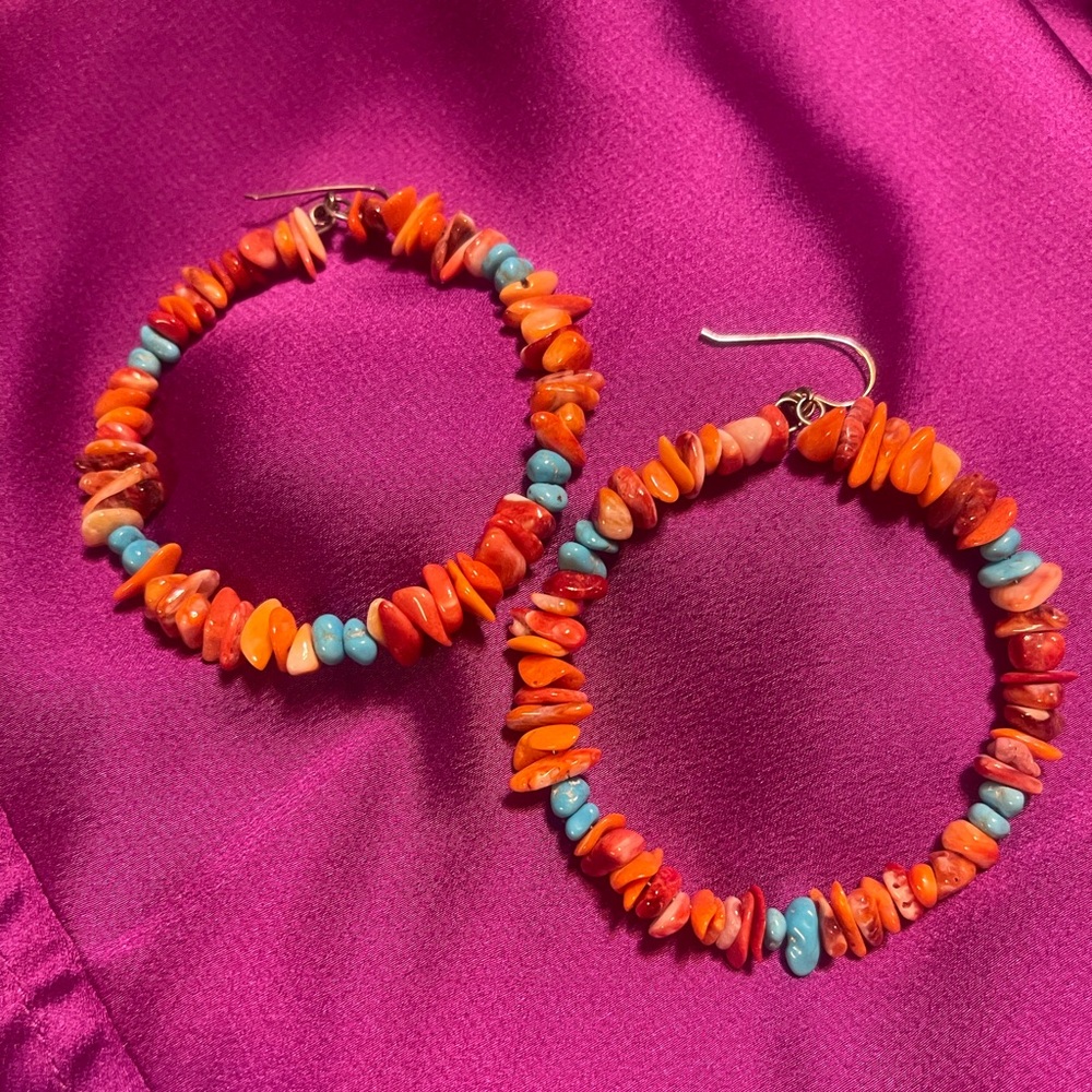 Coral & turquoise stone Large hoop earrings - Picture 3 of 5